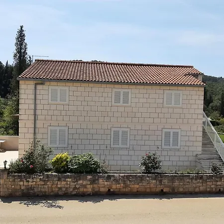 Segedin Apartment