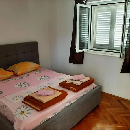 Segedin Apartment