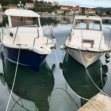 Segedin アパート Žrnovo