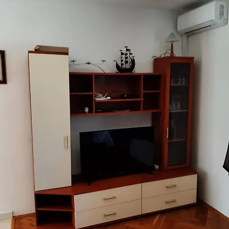 Segedin Apartment